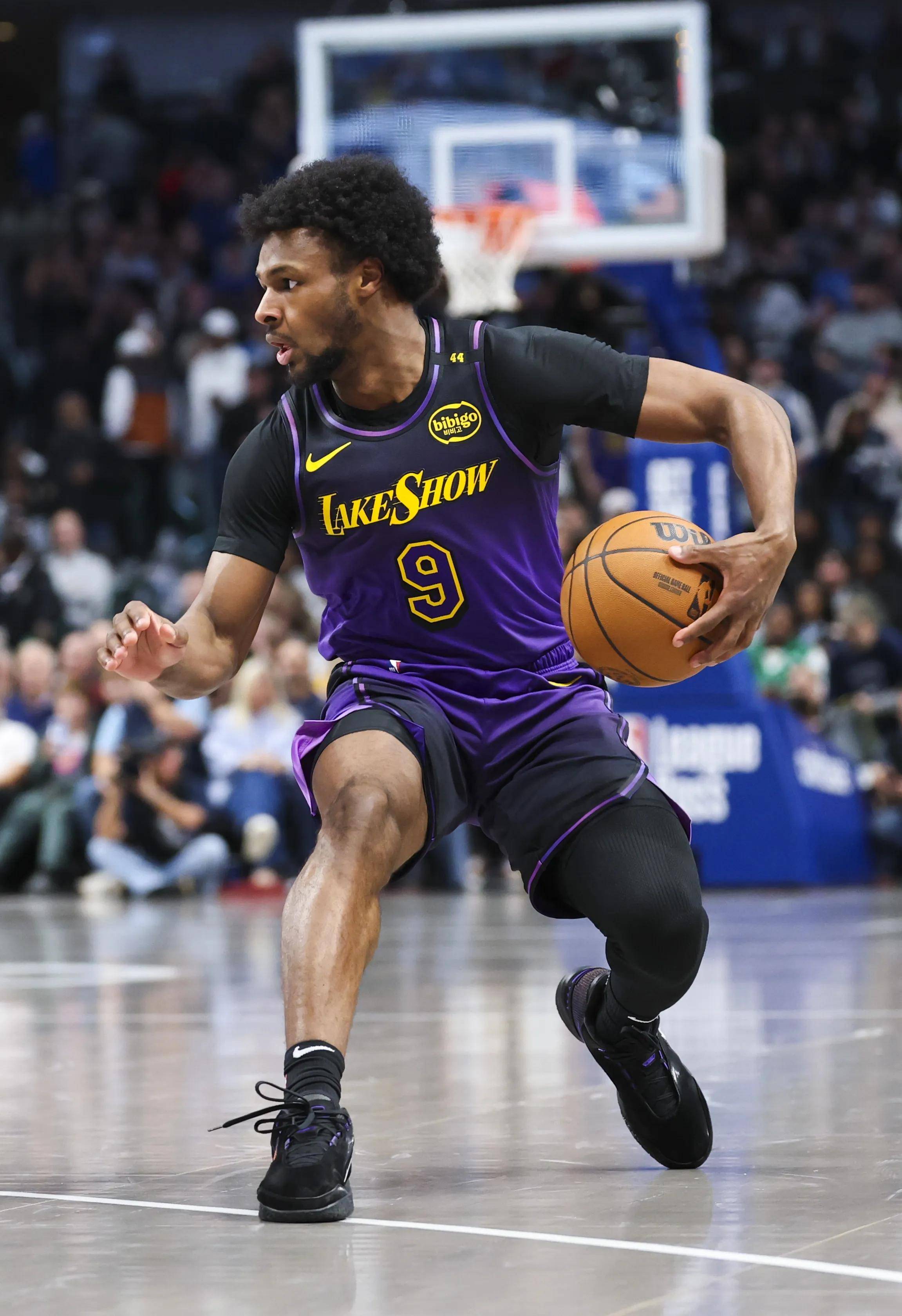 j9九游会免费直播 -关于字母哥连续二十场比赛得分超过势不可挡，中国队挑战极限！的信息